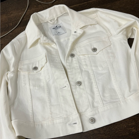 HOLLISTER WHITE DENIM JACKET - Picture 6 of 13
